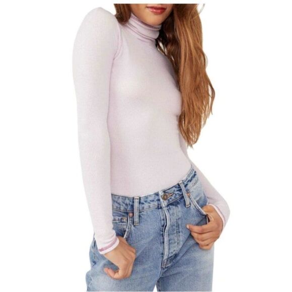 Free People Hi Hon Turtleneck Top In Lilac Size X-Small NWT - Picture 1 of 6